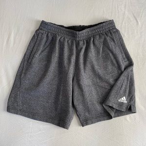 Adidas Sweat Shorts Gray Mens Large / Pockets / Elastic Waist / Logo